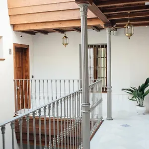 One&lux Byron Apartment Seville